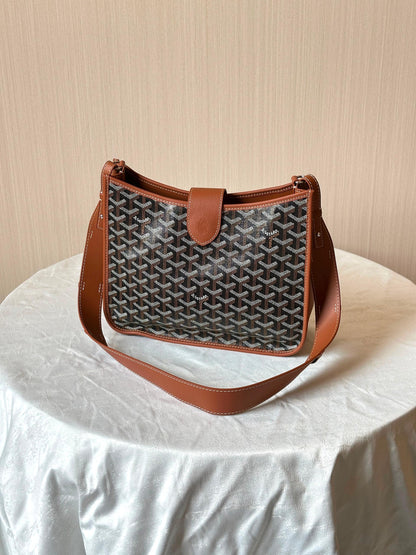 Goyard Sling Bag (VIP Quality)