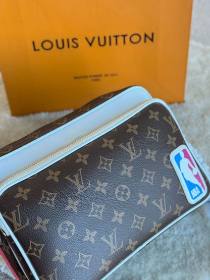 Louis Vuitton Messenger Bag