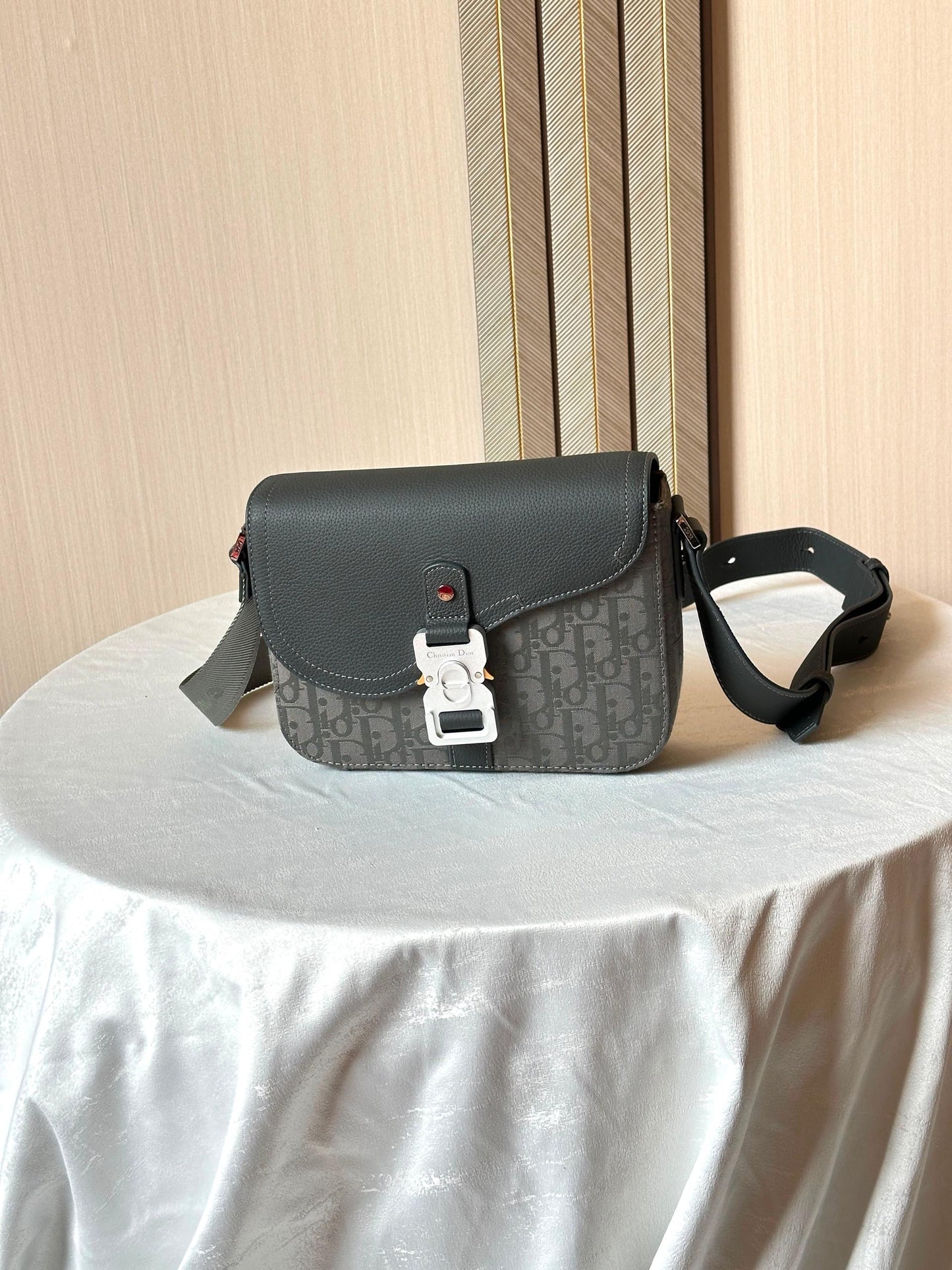 Dior Sling Bag (Vip)