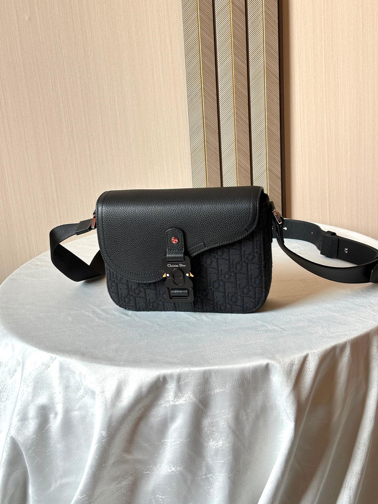 Dior Sling Bag (Vip)