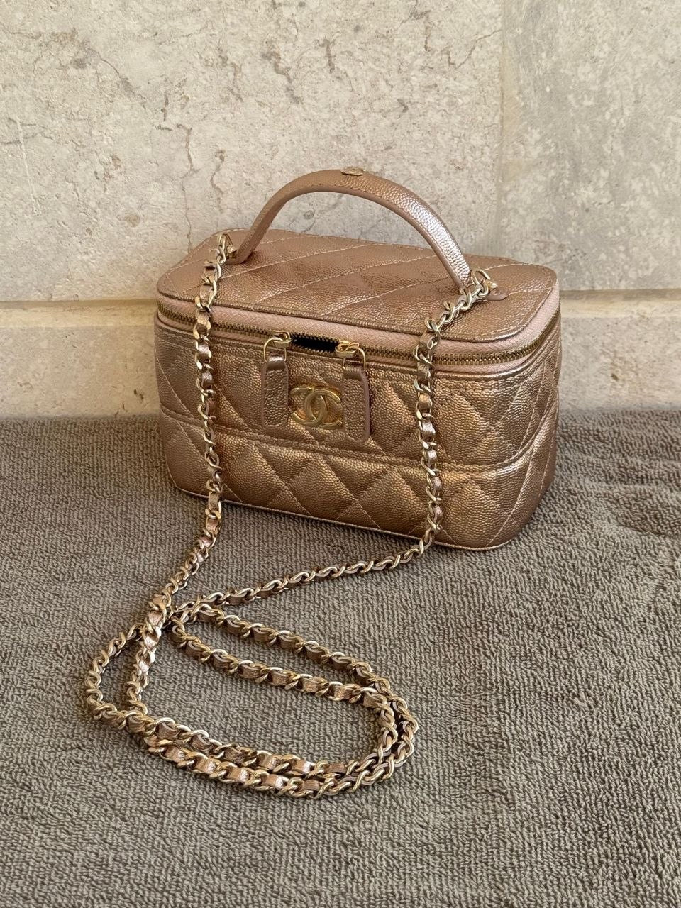 Chanel Sling Bag (VIP Quality)