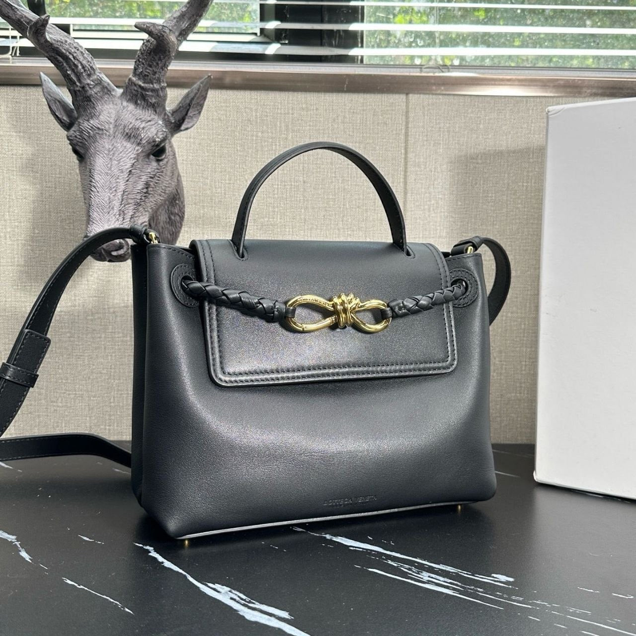 Bottega Veneta Shoulder Bag (Vip)