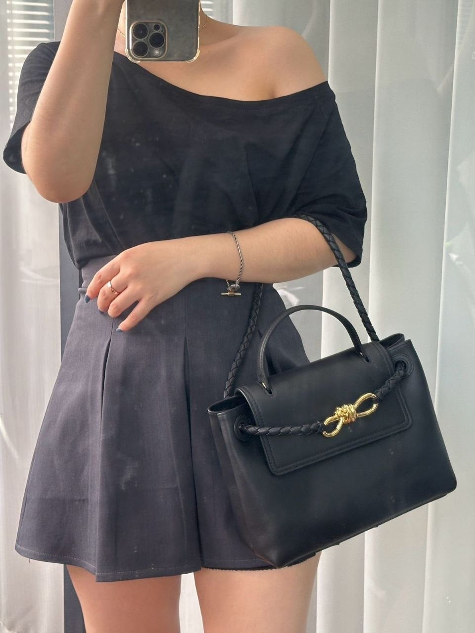 Bottega Veneta Shoulder Bag (Vip)