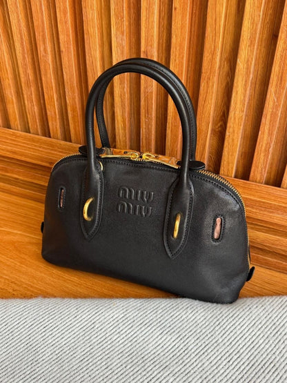 Miu Miu Hand Bag(Vip)