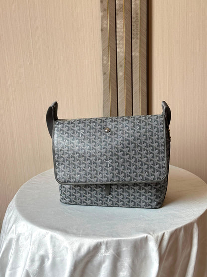 Goyard Messenger Bag (VIP Quality)