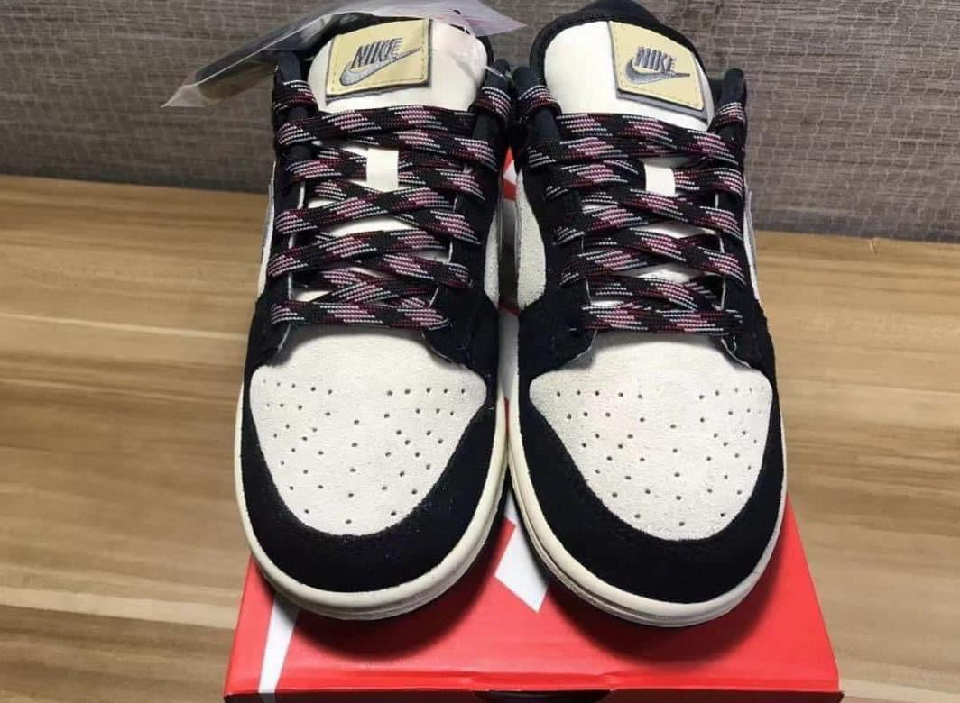 SB Dunk low Blach suede