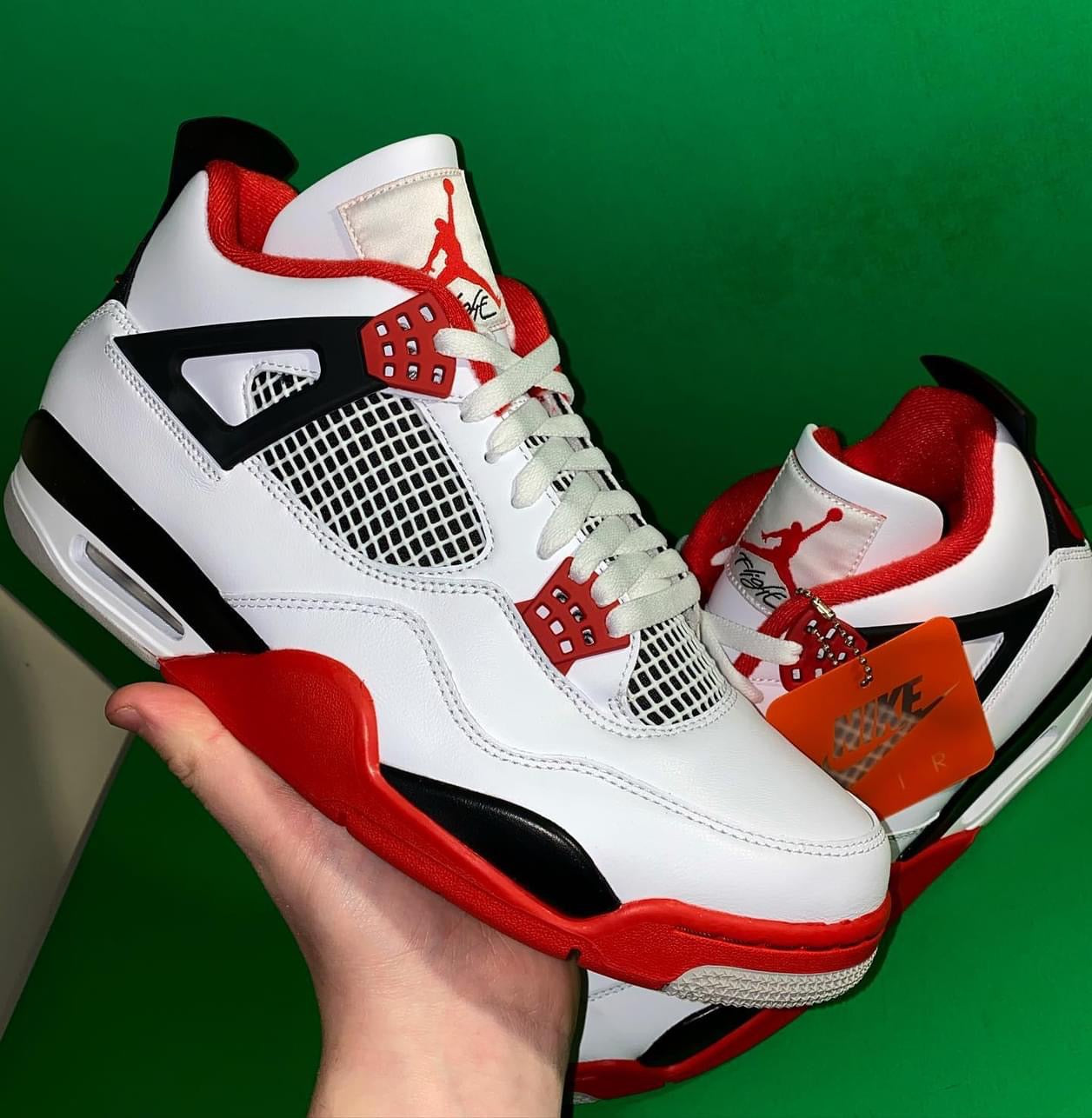 Jordan 4 Fire Red