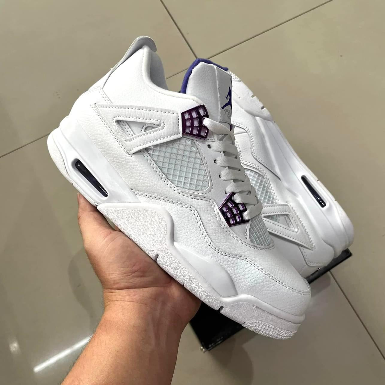 Jordan 4 Retro "Metallic Purple"