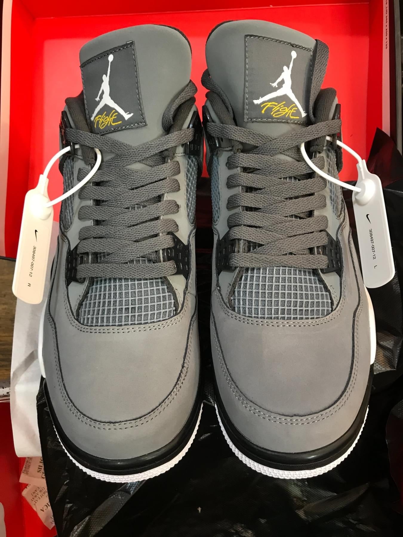Jordan 4 Cool Grey