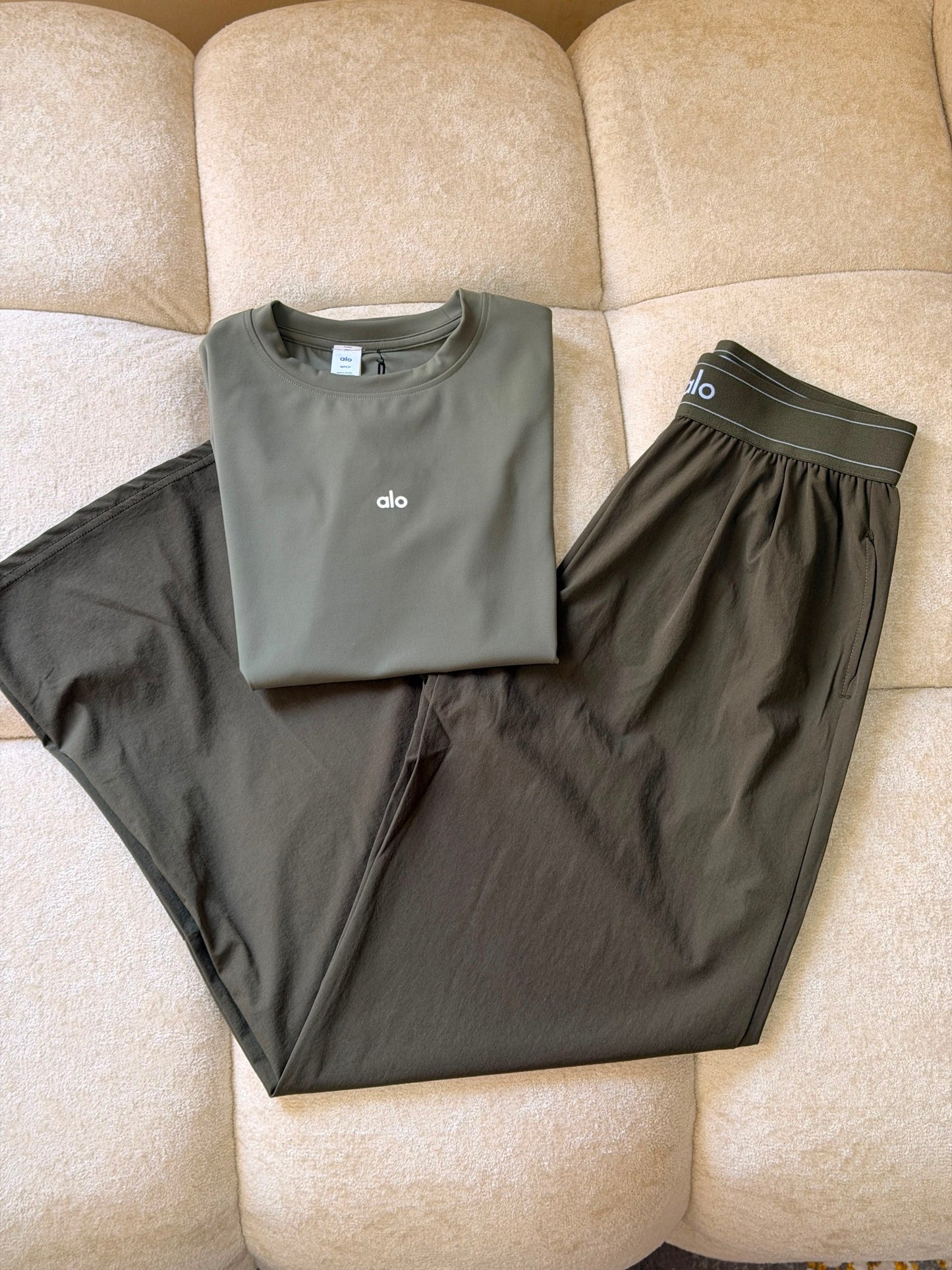 Alo Set