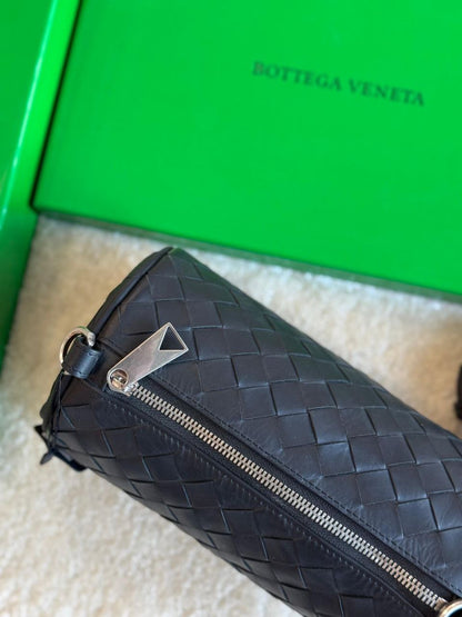 Bottega Veneta Sling Bag (Vip)