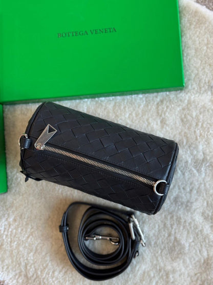 Bottega Veneta Sling Bag (Vip)