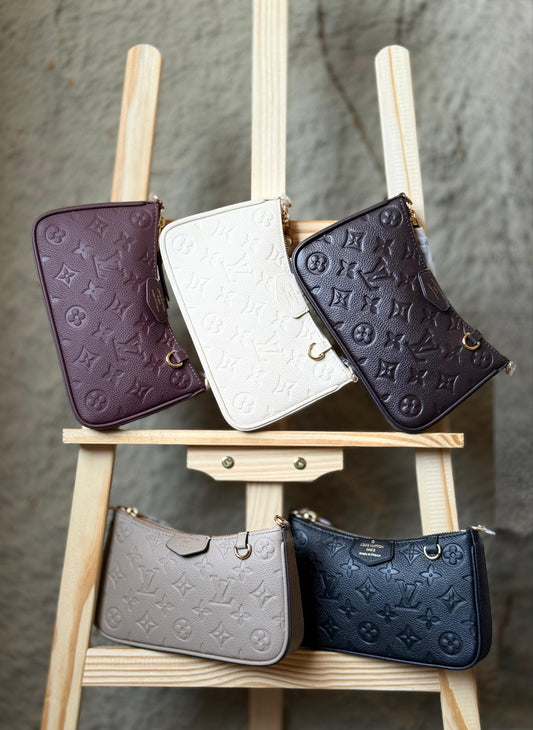 Louis Vuitton Shoulder Bag (VIP)