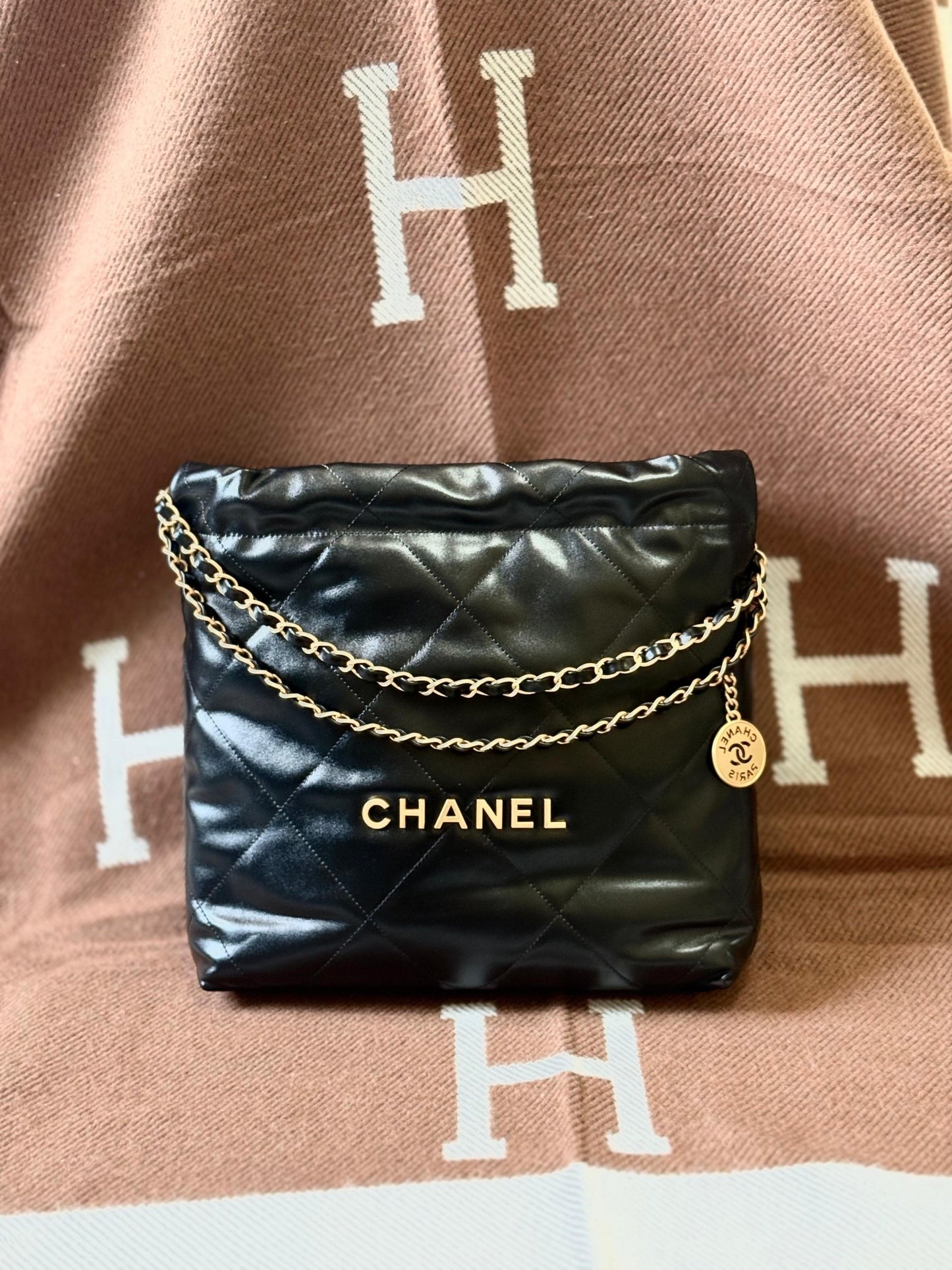Chanel Shoulder Bag (Vip)