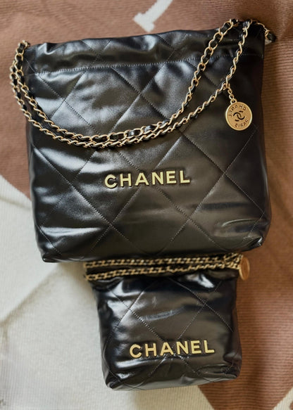 Chanel Shoulder Bag (Vip)