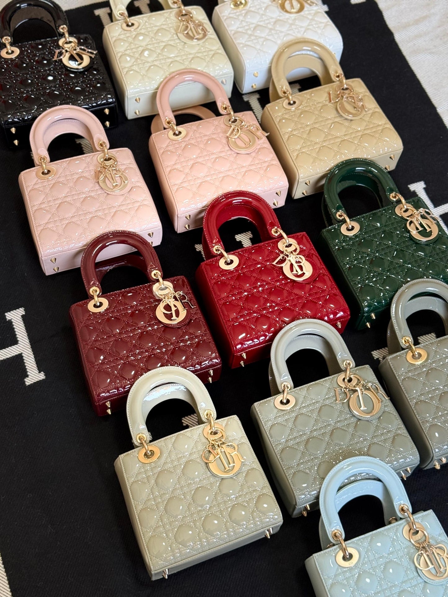 Chanel Handbag 13 Color (VIP)