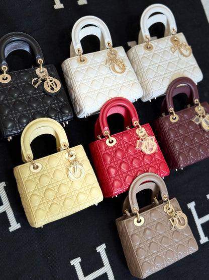 Chanel Handbag 7 Color (VIP)