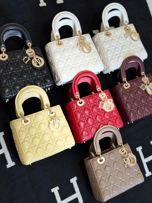 Chanel Handbag 7 Color (VIP)