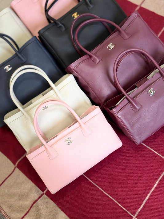 Chanel Shoulder Bag (Vip)