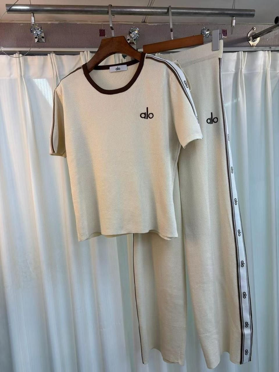 Alo Set