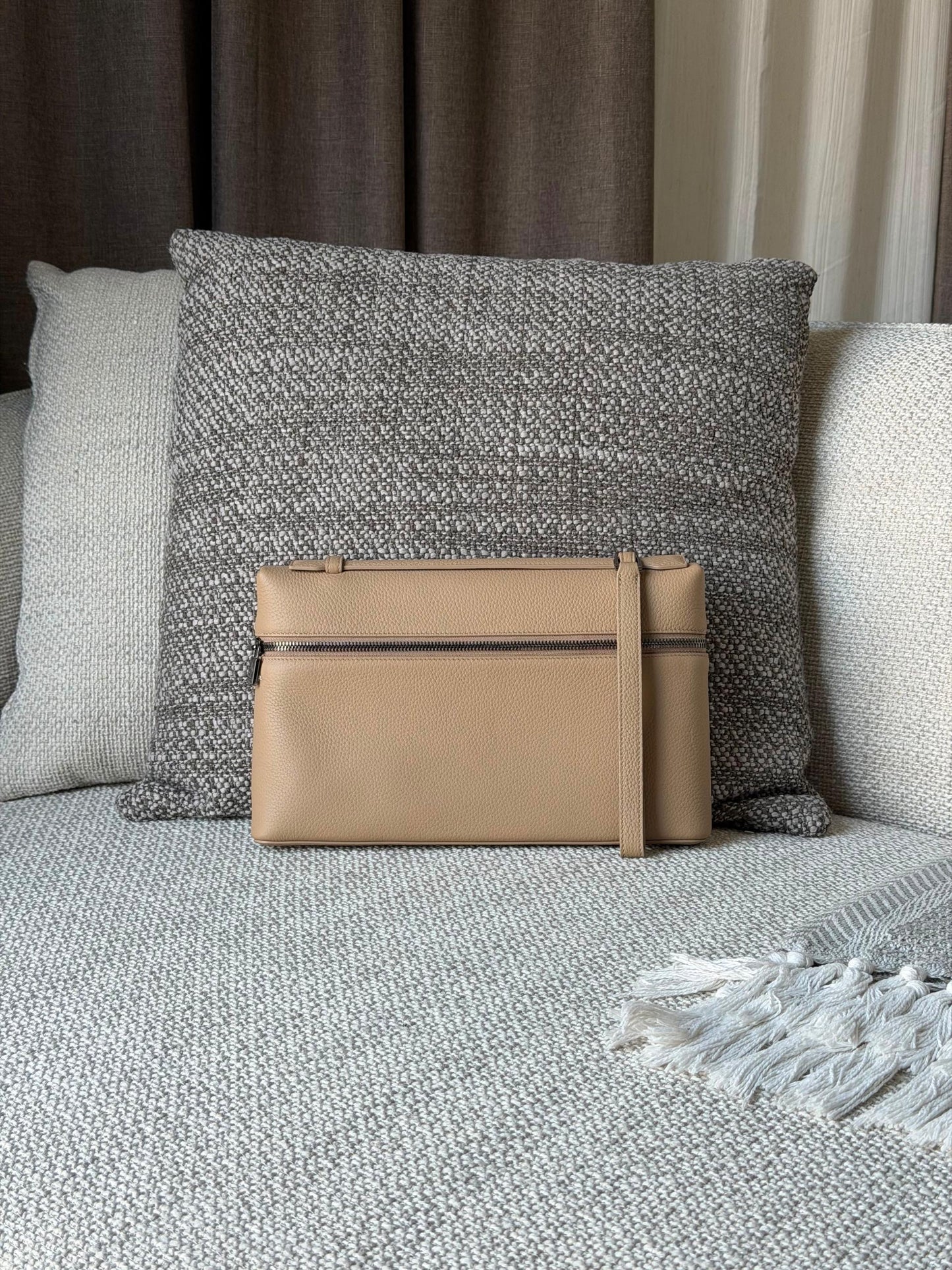 Loro Piana Pouch (VIP Quality)