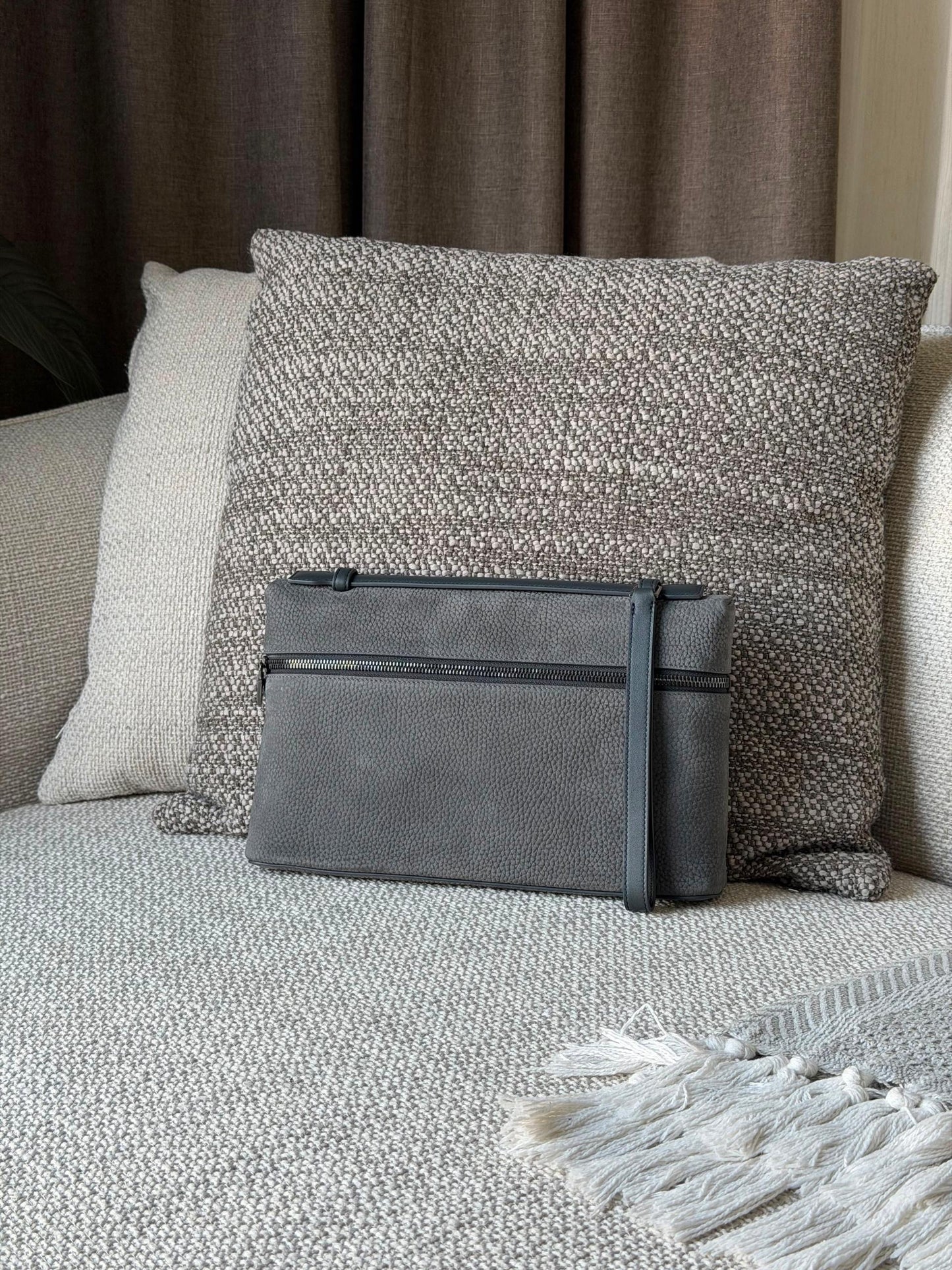 Loro Piana Pouch (VIP Quality)