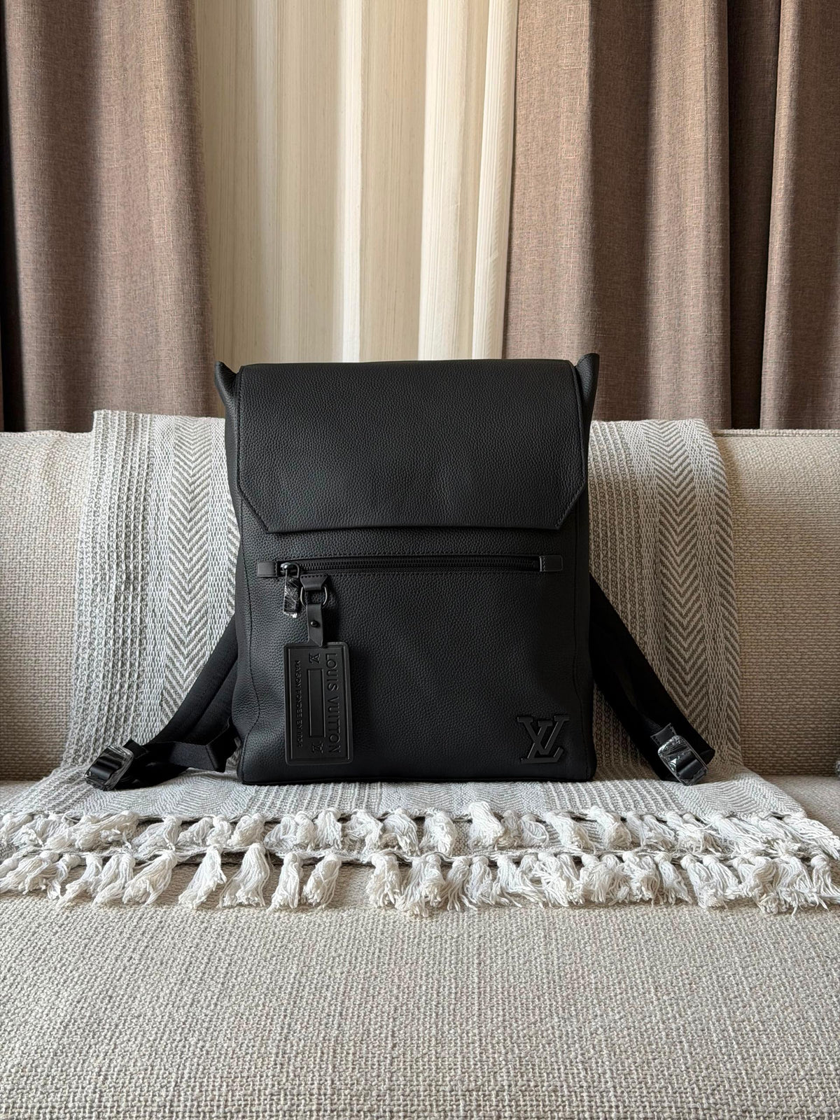 Louis Vuitton Backpack (Vip)