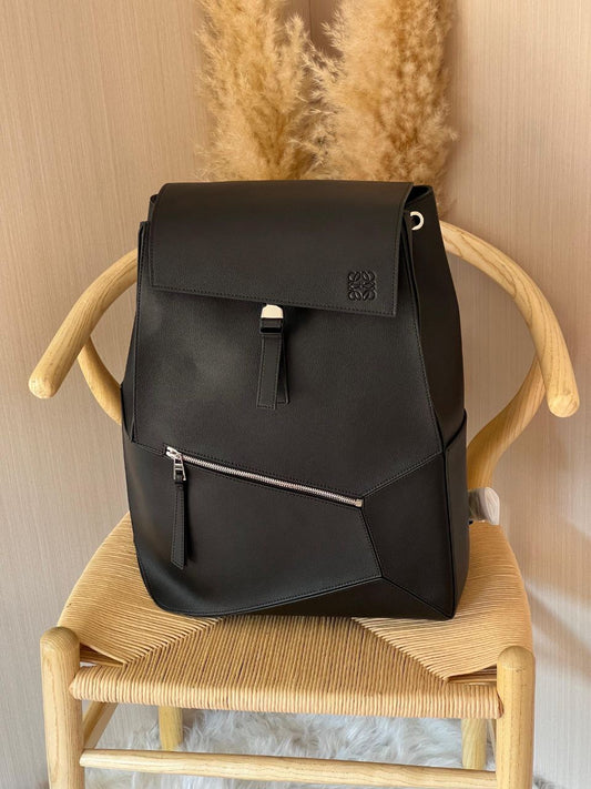 Loewe Backpack (Vip)