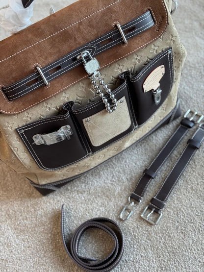Louis Vuitton Handbag (Vip)