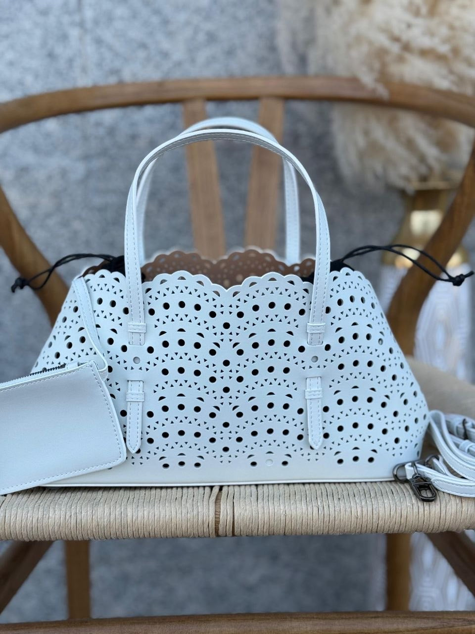 Alaia Sling Bag