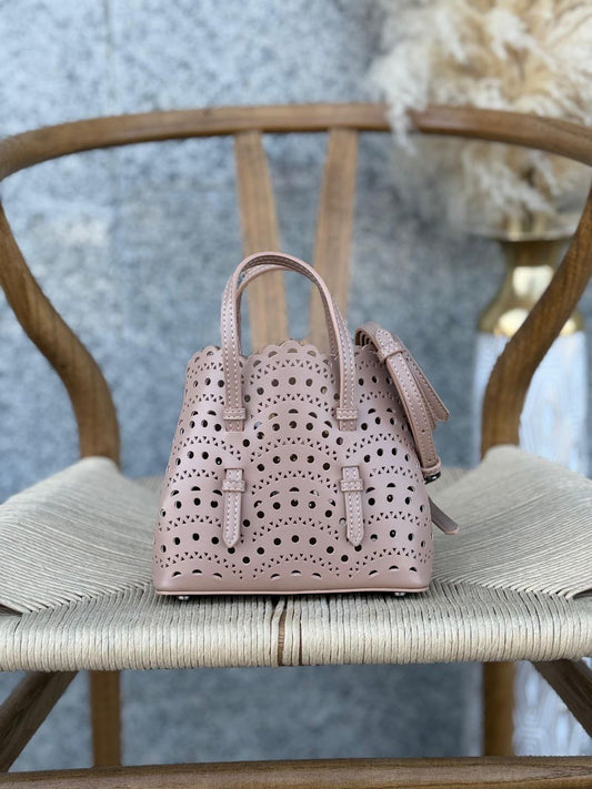 Alaia Sling Bag
