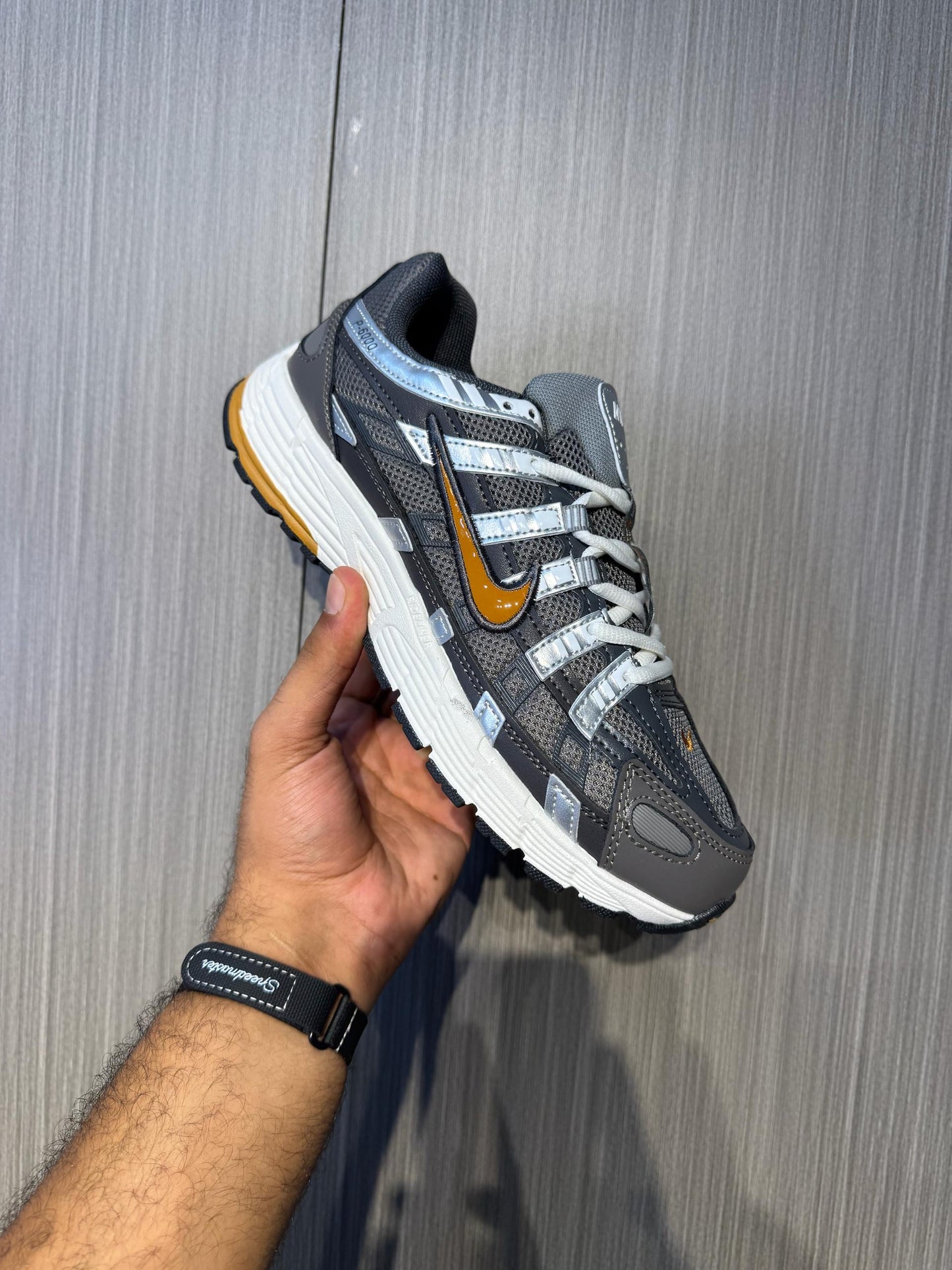 Nike P 6000