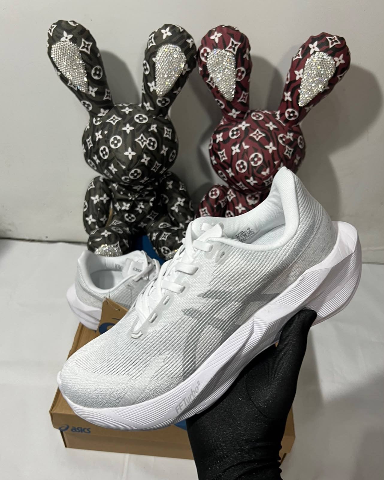 Asice Novablast 6