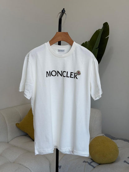 Moncler T-shirt