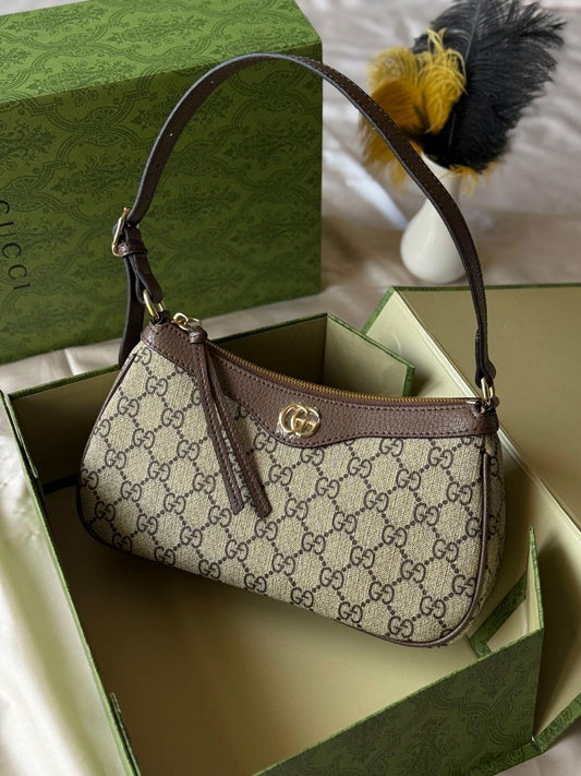Gucci Sling - Shoulder Bag