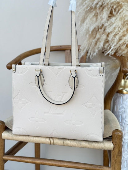 Louis Vuitton Shoulder Bag