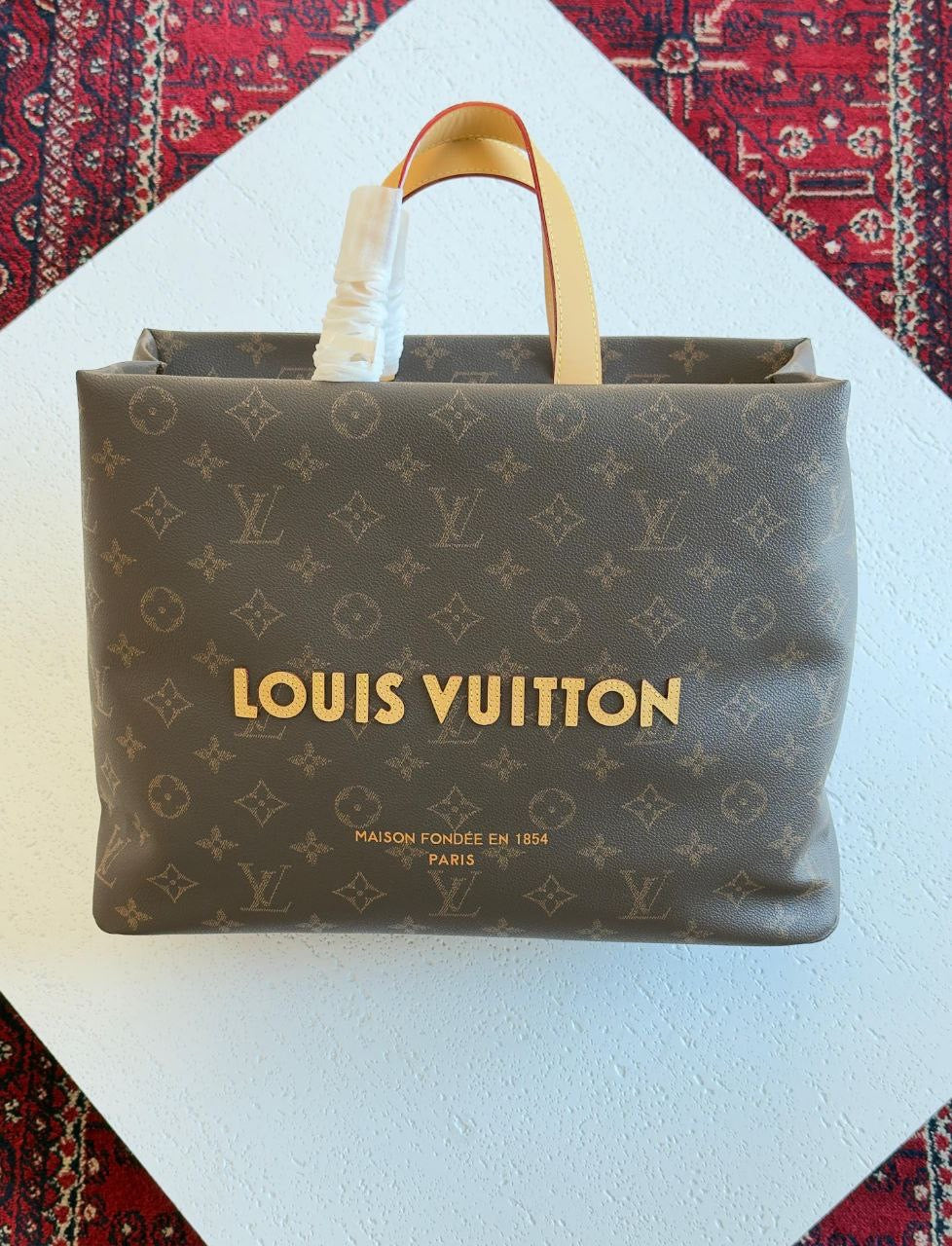 Louis Vuitton Tote Bag (Vip)