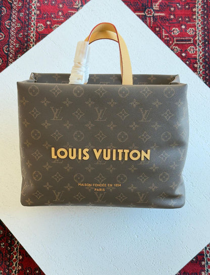Louis Vuitton Tote Bag (Vip)
