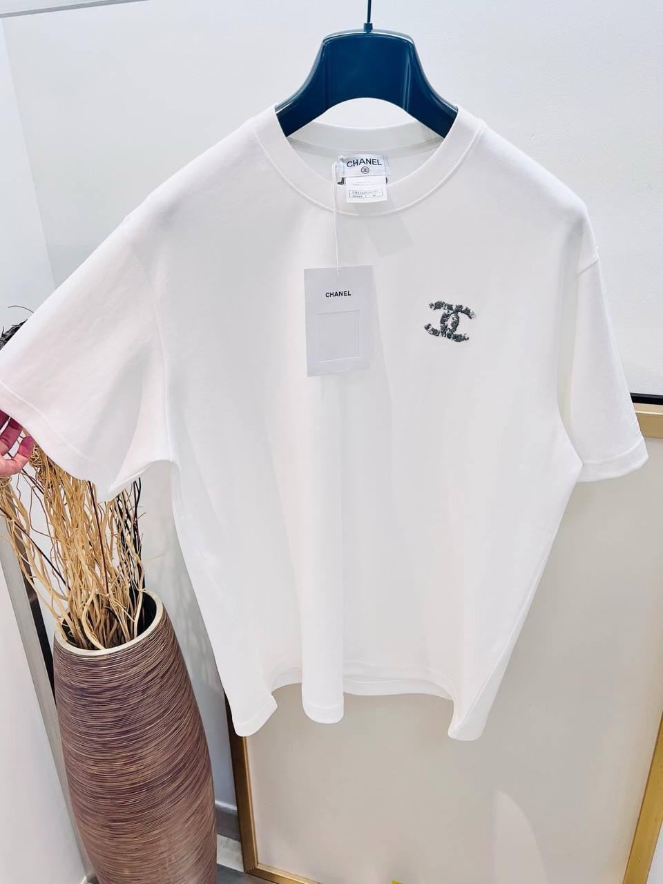 Chanel T-shirt