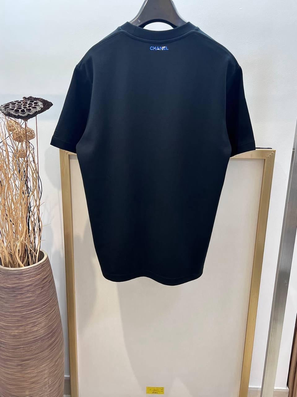 Chanel T-shirt