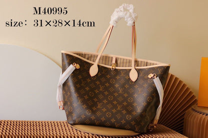Louis Vuitton Shoulder Bag