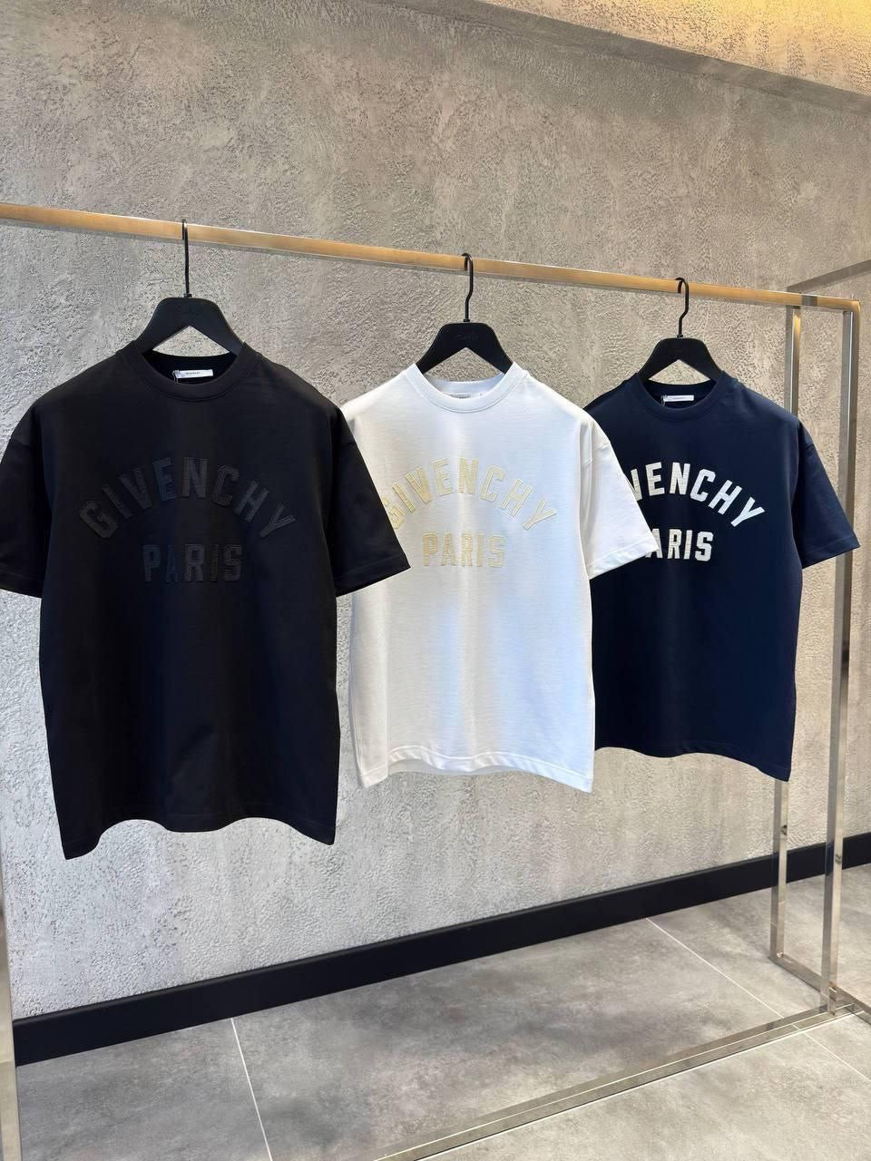 Givenchy T-Shirt