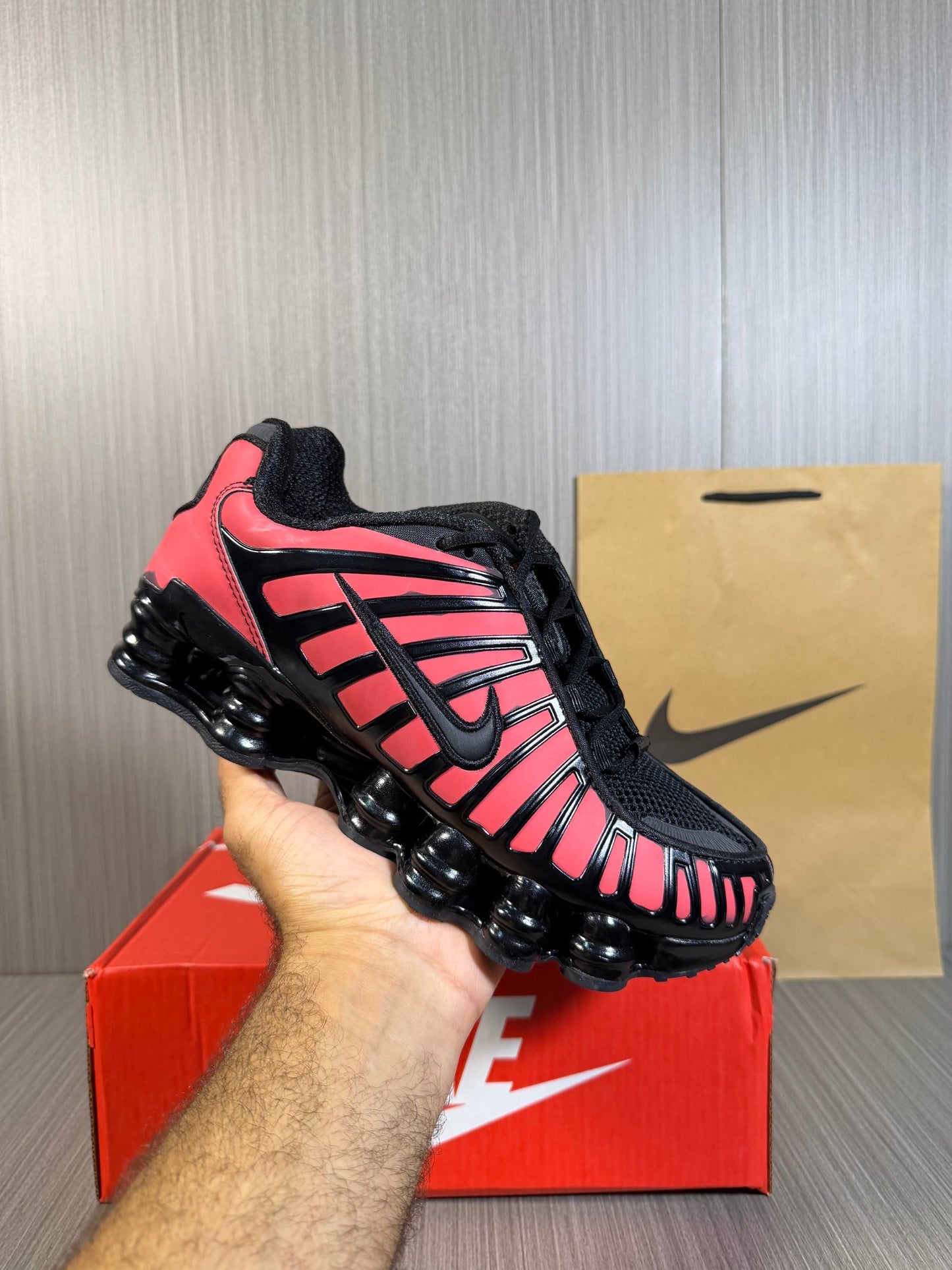 Nike Shox TL Red Changing Color