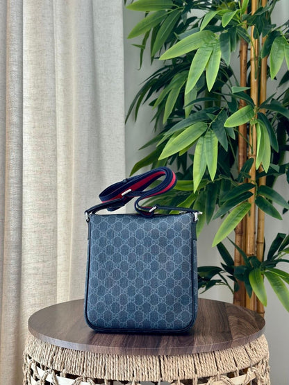 Gucci Messenger Bag (Vip)