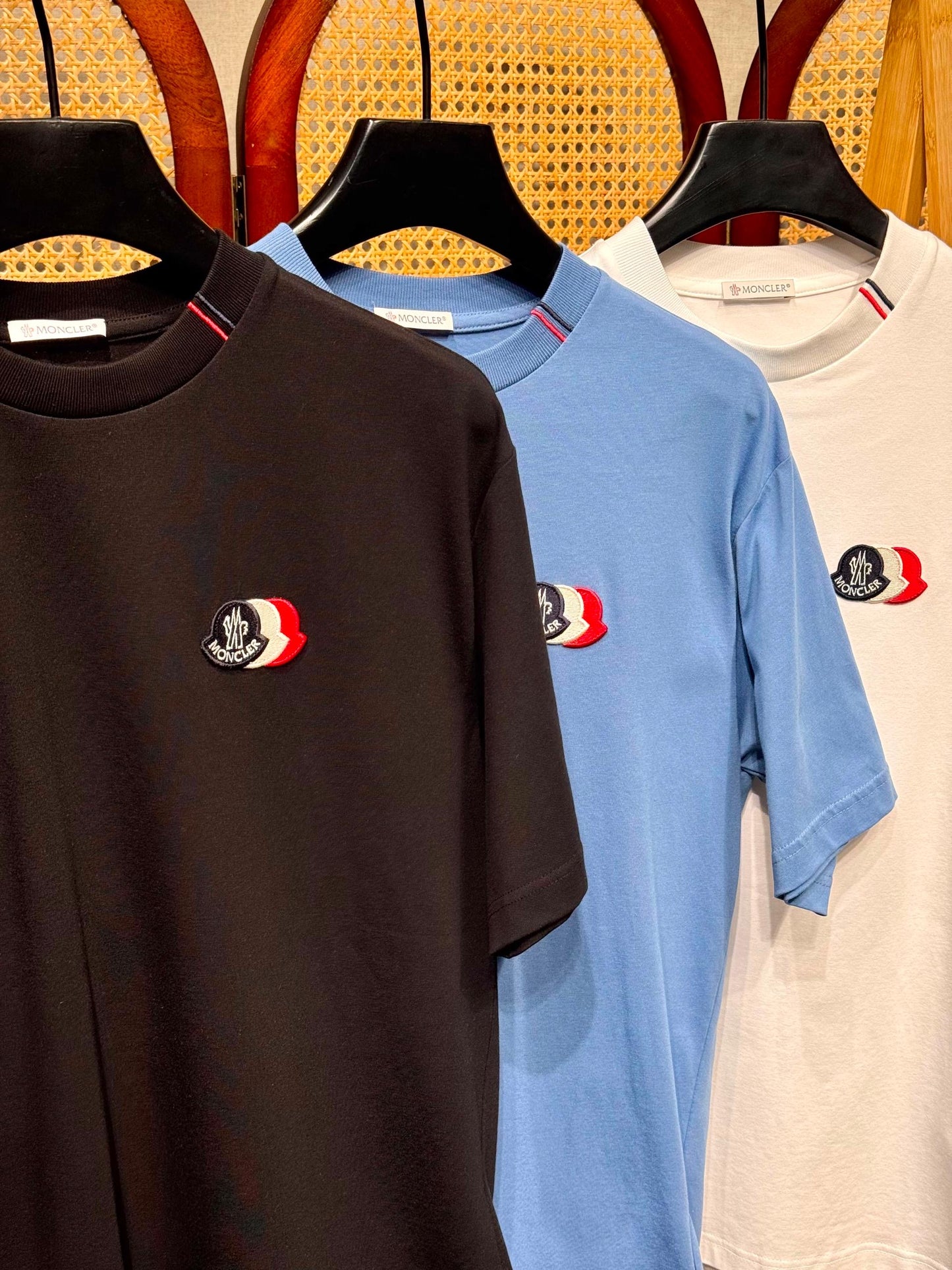 Moncler T-shirt