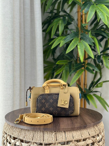 Louis Vuitton Sling Bag (Vip)