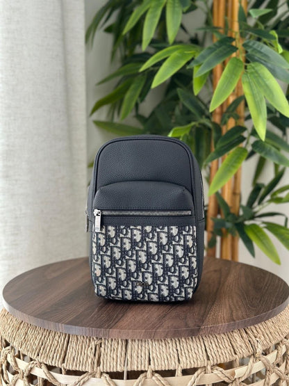 Louis Vuitton Sling Bag (Vip)