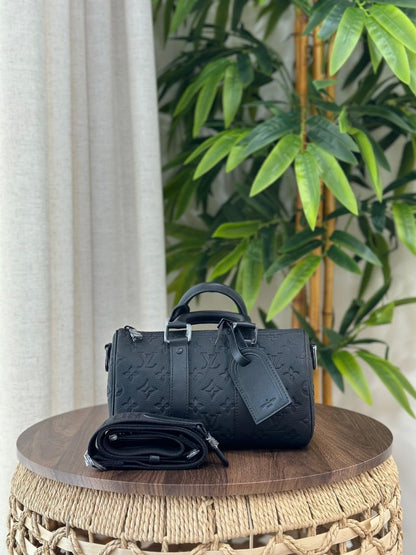 Louis Vuitton Sling Bag (Vip)