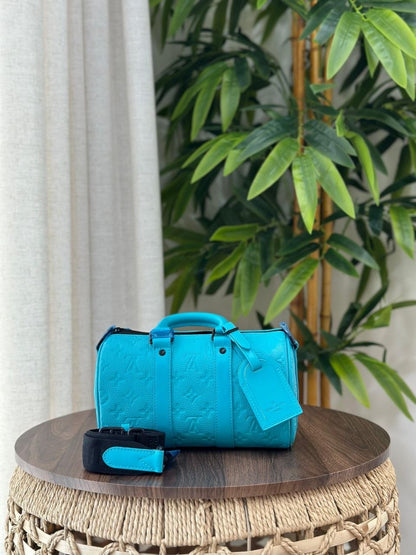 Louis Vuitton Sling Bag (Vip)
