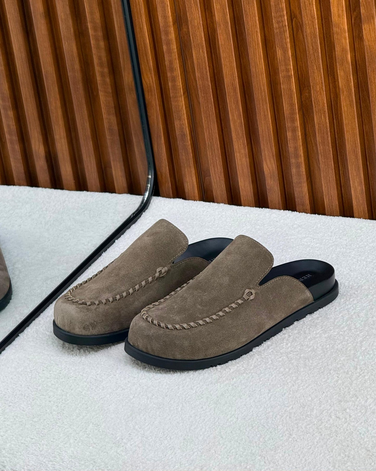 Hermes Mules